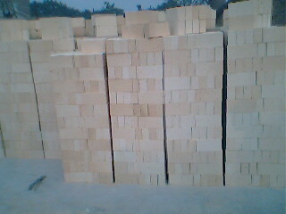 亞龍耐火材料 專業(yè)生產(chǎn)耐火磚，價(jià)格與廠家詳情